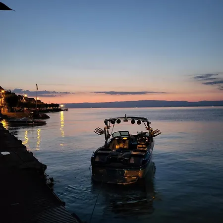 View Lakefront Geneva Geneva Paddle Meillerie